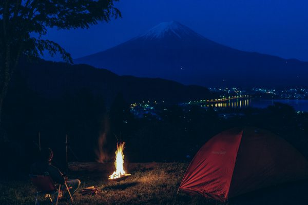 1人の時間のご提案 公式 河口湖のキャンプ場なら Retreatcamp まほろば 河口湖 富士山 キャンプ場 トレーラーハウス コテージ タイニーハウス パオ